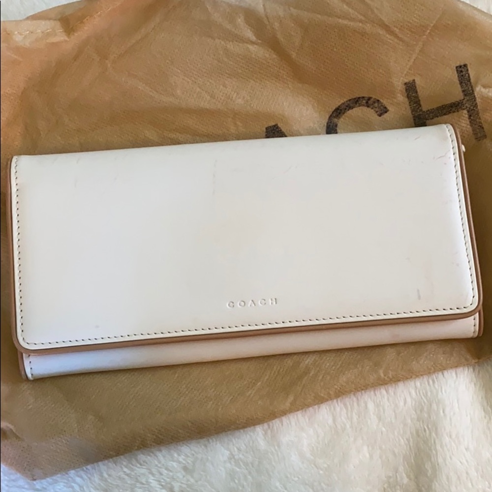 Coach wallet